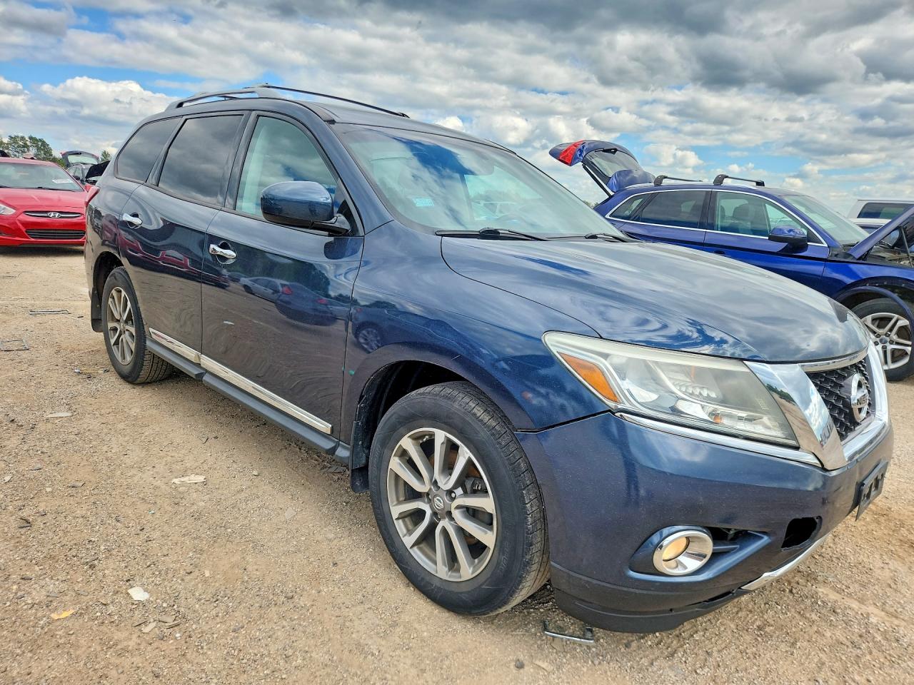 2013 Nissan Pathfinder S Blue vin: 5N1AR2MM3DC667373
