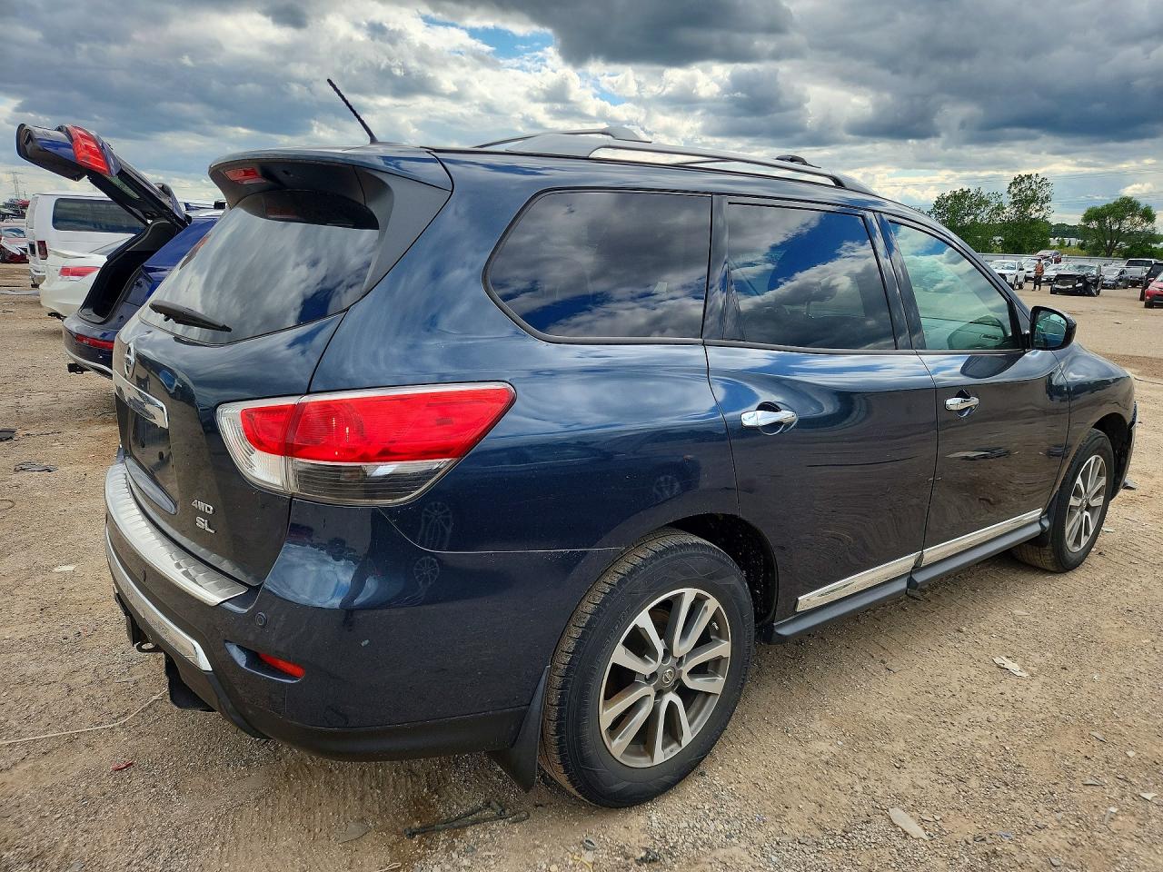 2013 Nissan Pathfinder S Blue vin: 5N1AR2MM3DC667373
