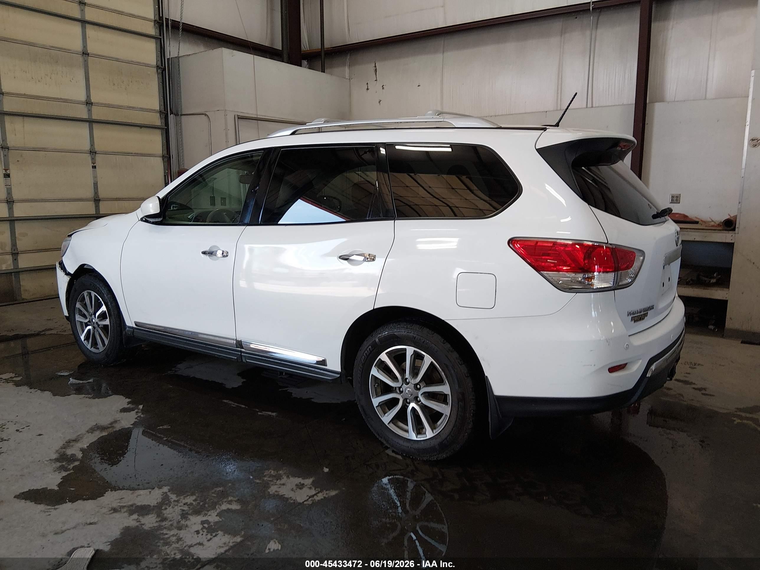 2013 Nissan Pathfinder Sl Белый vin: 5N1AR2MM3DC677725