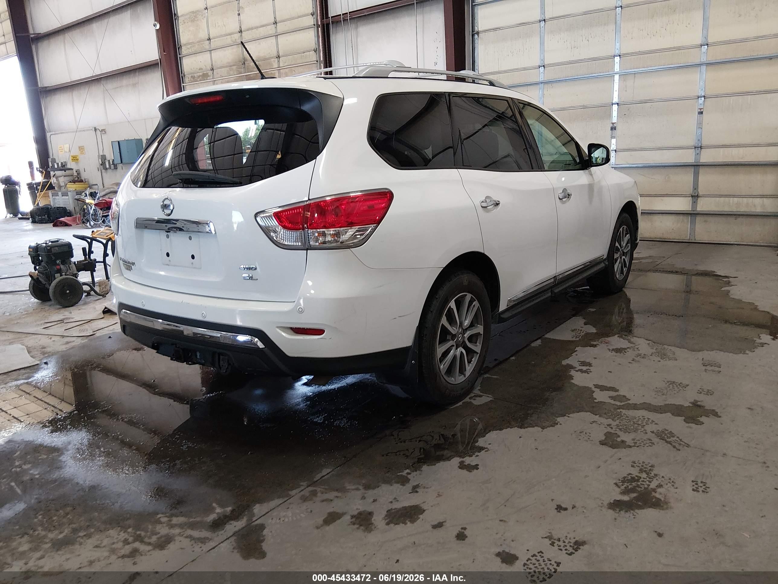 2013 Nissan Pathfinder Sl Белый vin: 5N1AR2MM3DC677725