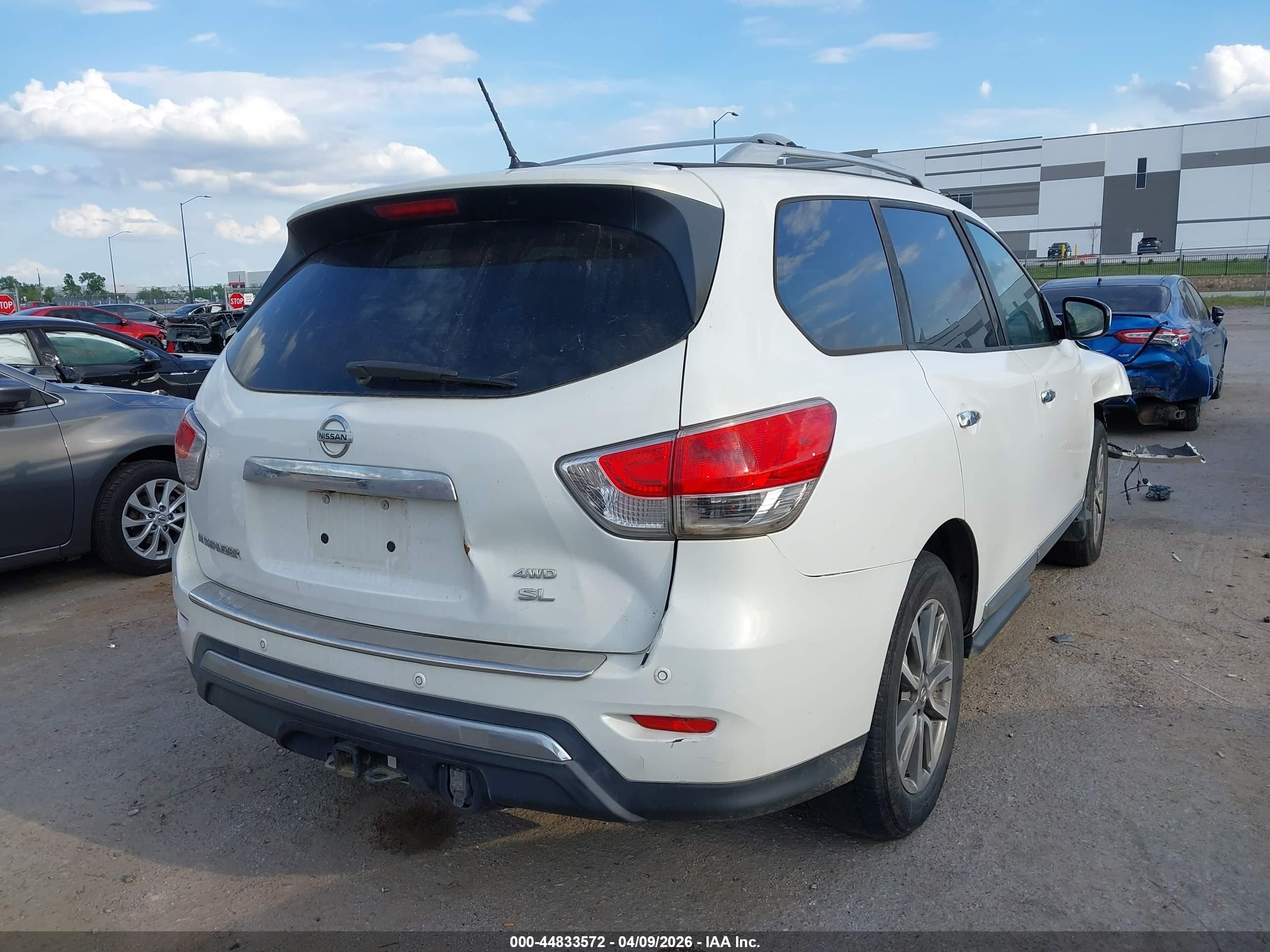 2013 Nissan Pathfinder Sl White vin: 5N1AR2MM3DC683525