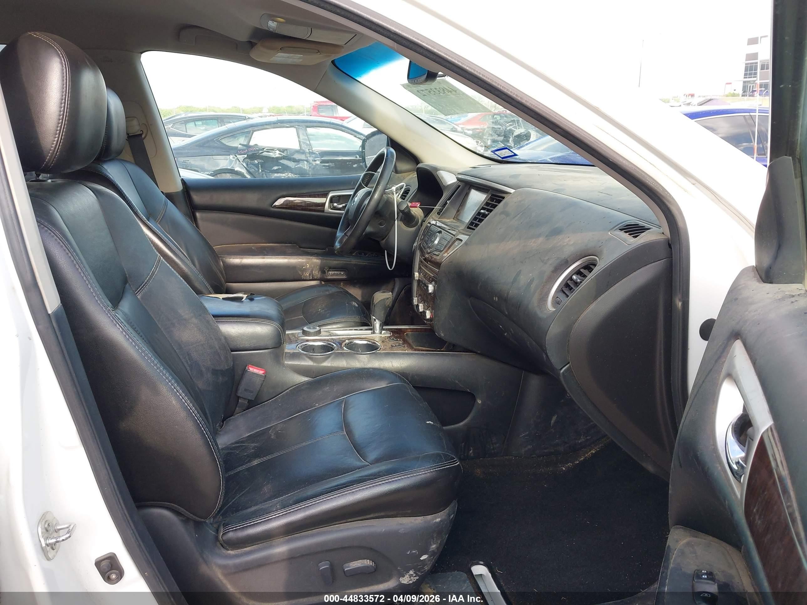 2013 Nissan Pathfinder Sl White vin: 5N1AR2MM3DC683525