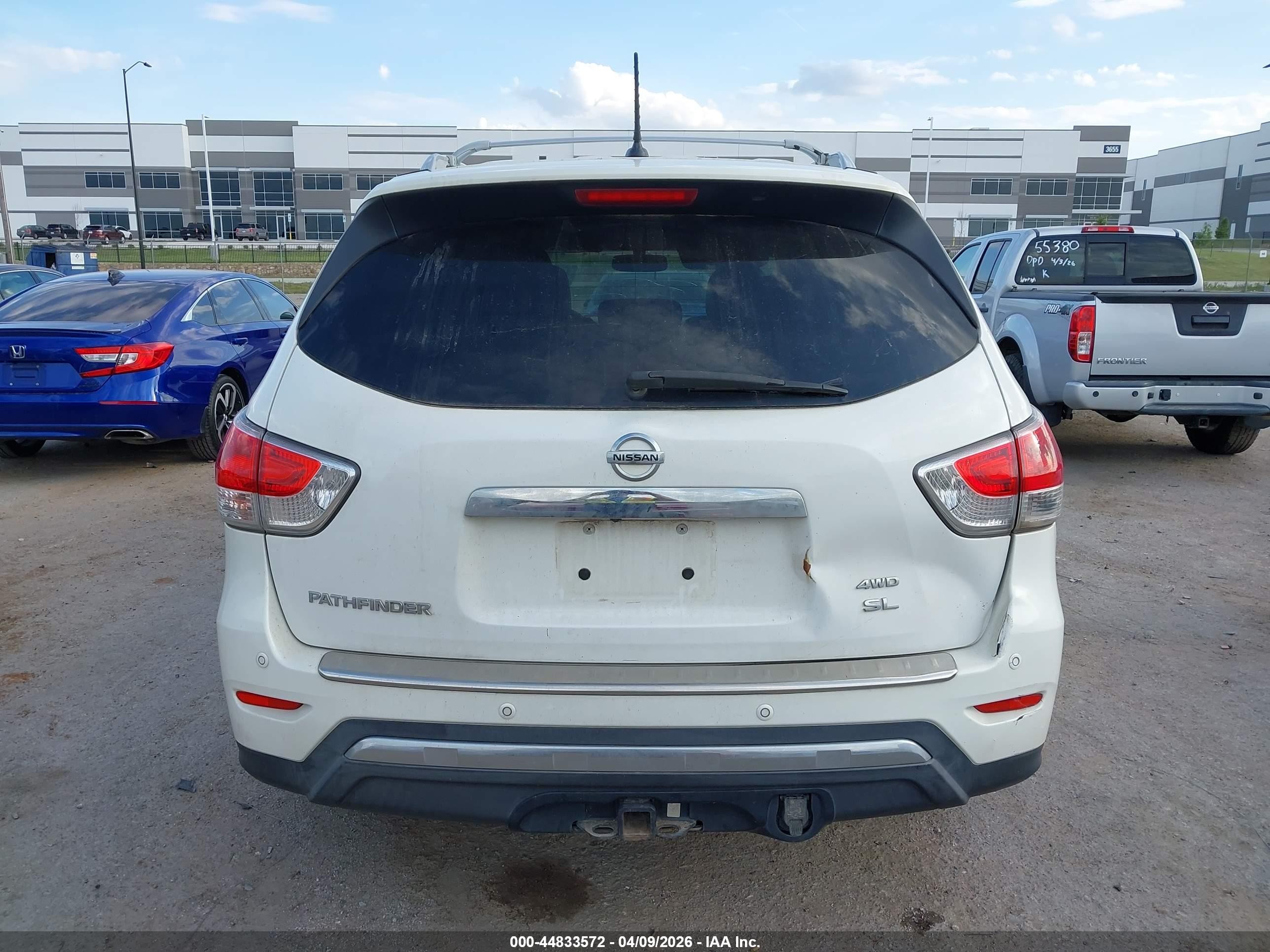 2013 Nissan Pathfinder Sl White vin: 5N1AR2MM3DC683525