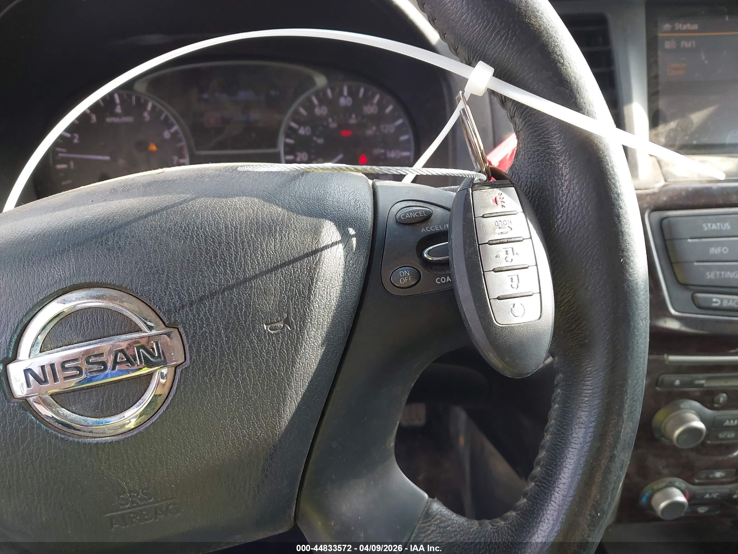 2013 Nissan Pathfinder Sl White vin: 5N1AR2MM3DC683525