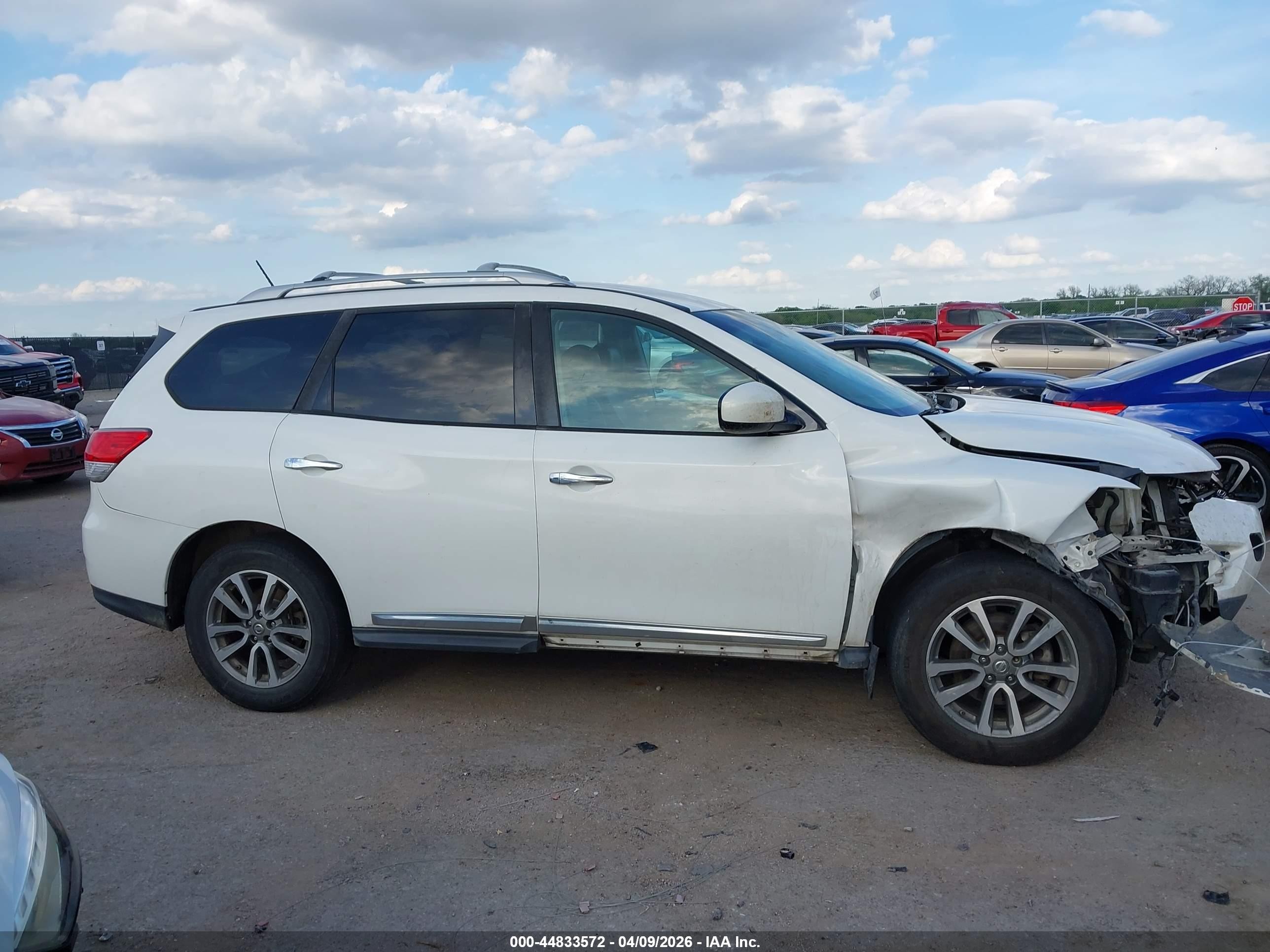 2013 Nissan Pathfinder Sl White vin: 5N1AR2MM3DC683525