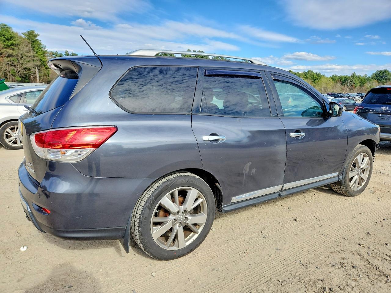 2013 Nissan Pathfinder S Gray vin: 5N1AR2MM3DC684321
