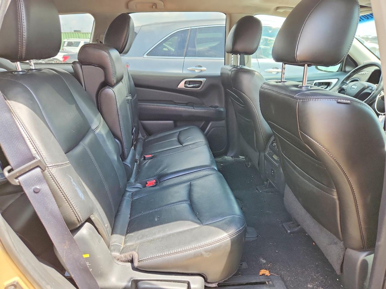 2013 Nissan Pathfinder S Gold vin: 5N1AR2MM3DC687767