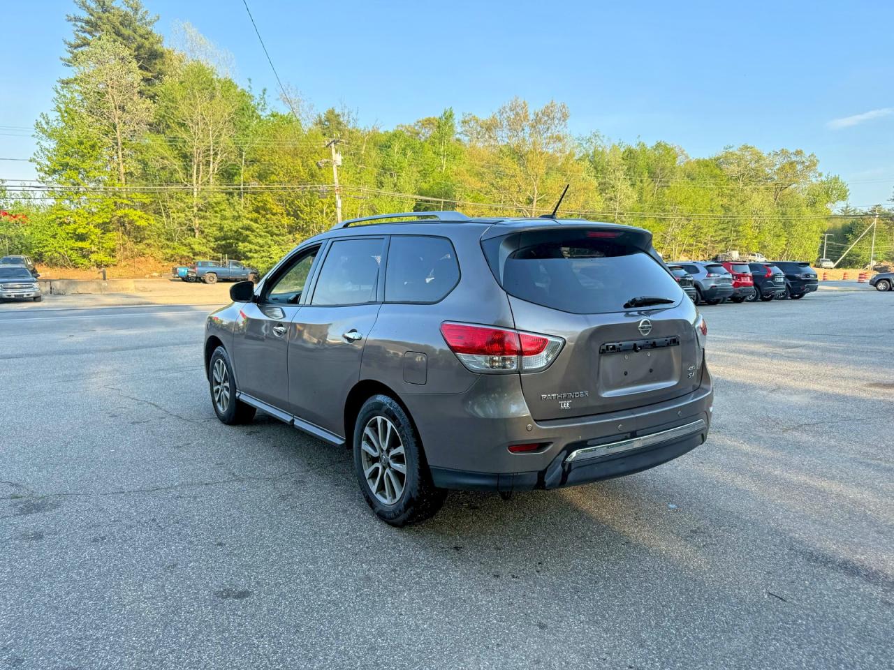 2014 Nissan Pathfinder S Gray vin: 5N1AR2MM3EC606395