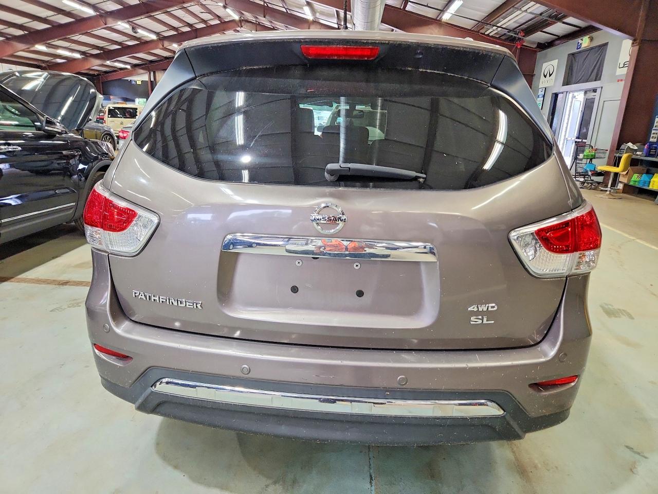 2014 Nissan Pathfinder S Gray vin: 5N1AR2MM3EC607952