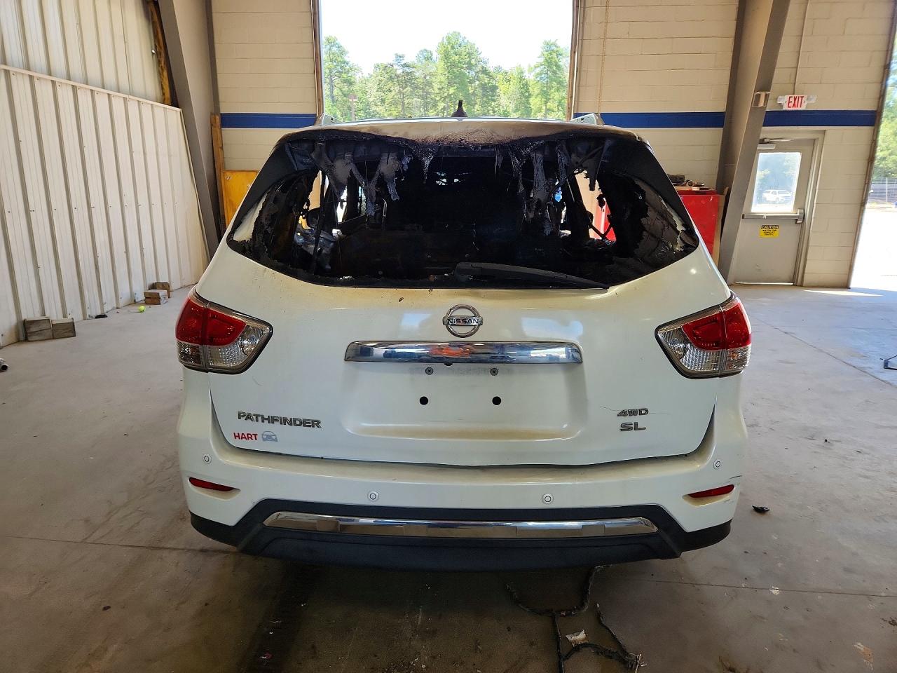 2014 Nissan Pathfinder S White vin: 5N1AR2MM3EC609443