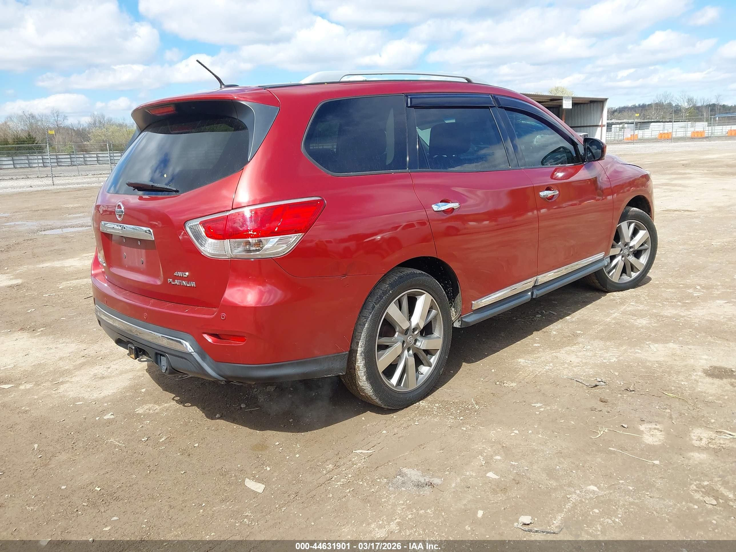 2014 Nissan Pathfinder Platinum Red vin: 5N1AR2MM3EC626226