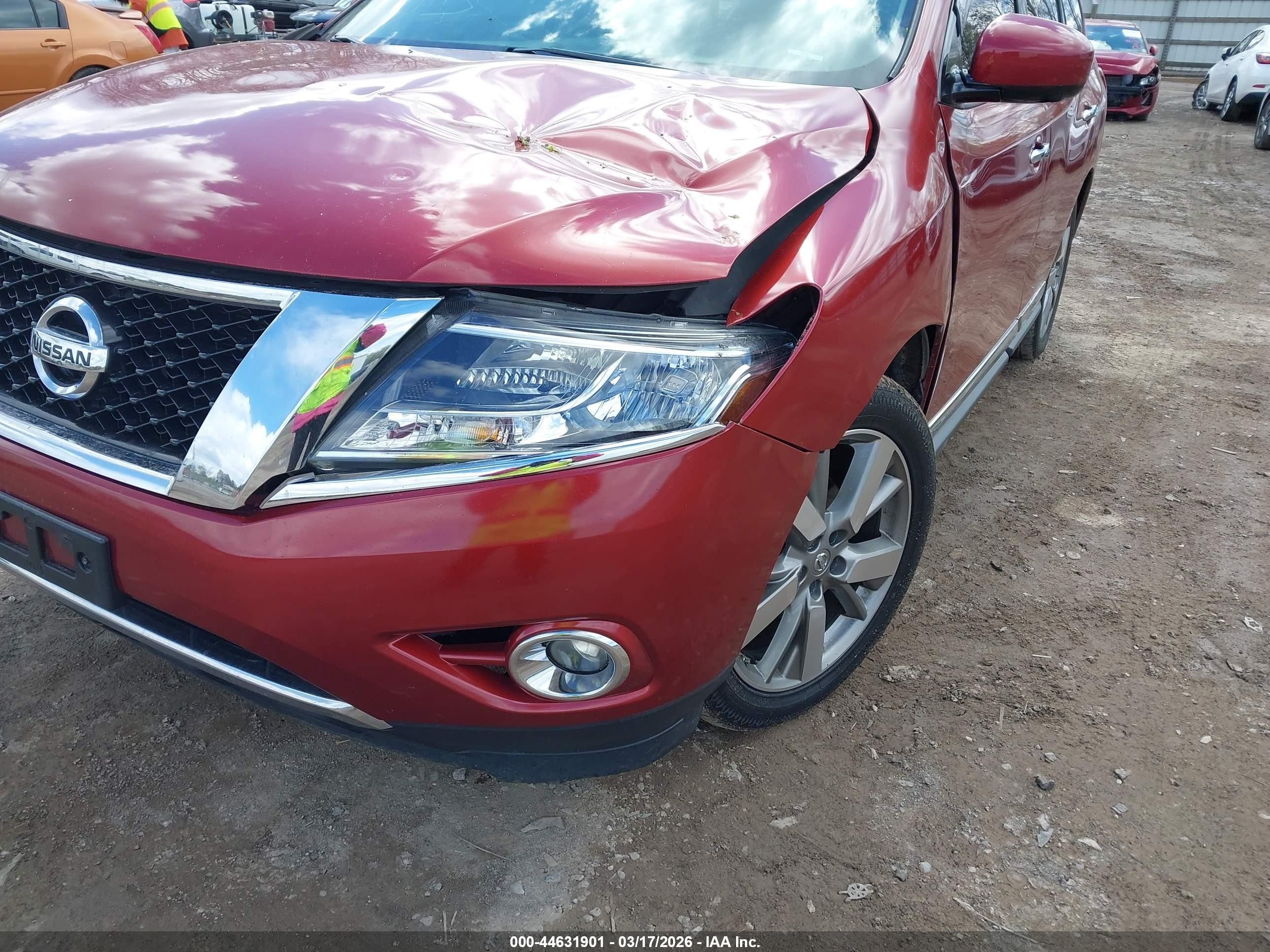 2014 Nissan Pathfinder Platinum Red vin: 5N1AR2MM3EC626226