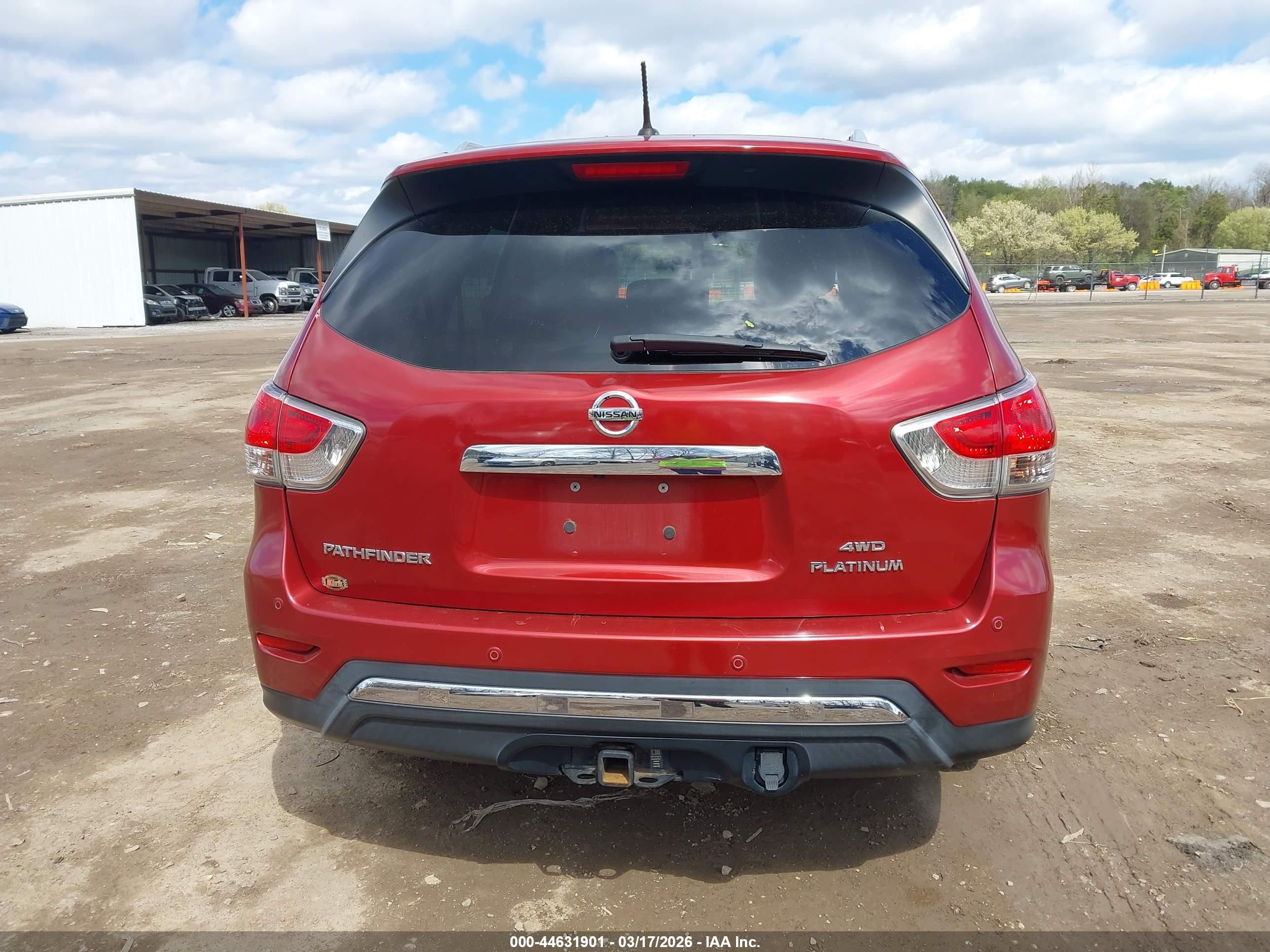 2014 Nissan Pathfinder Platinum Red vin: 5N1AR2MM3EC626226