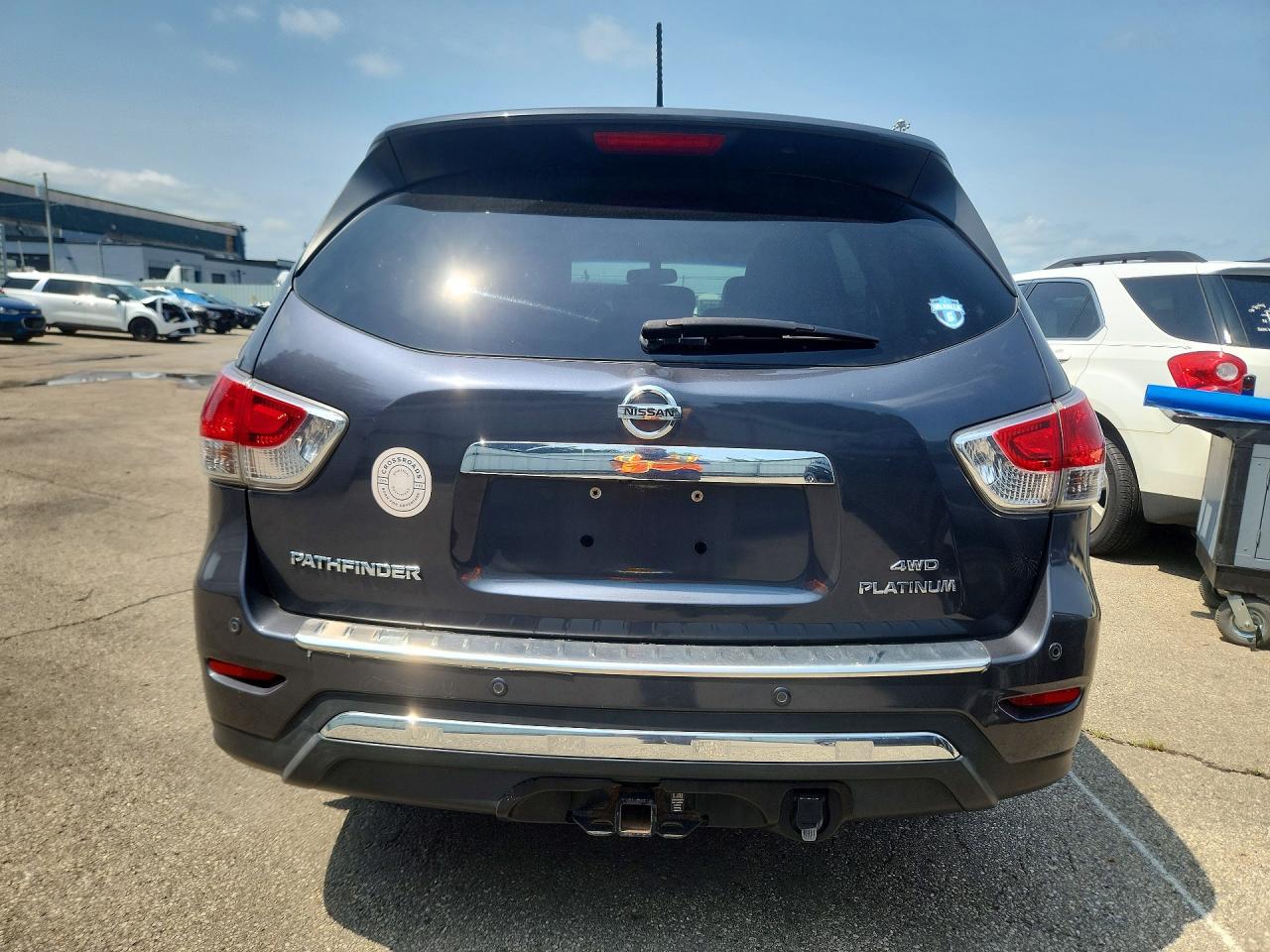 2014 Nissan Pathfinder S Серый vin: 5N1AR2MM3EC626937