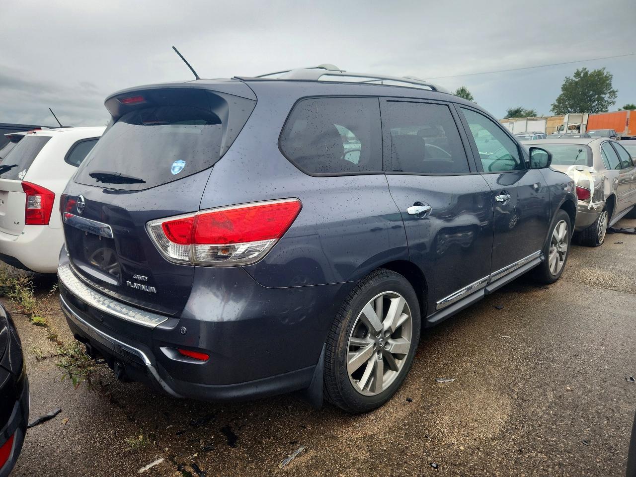 2014 Nissan Pathfinder S Серый vin: 5N1AR2MM3EC626937