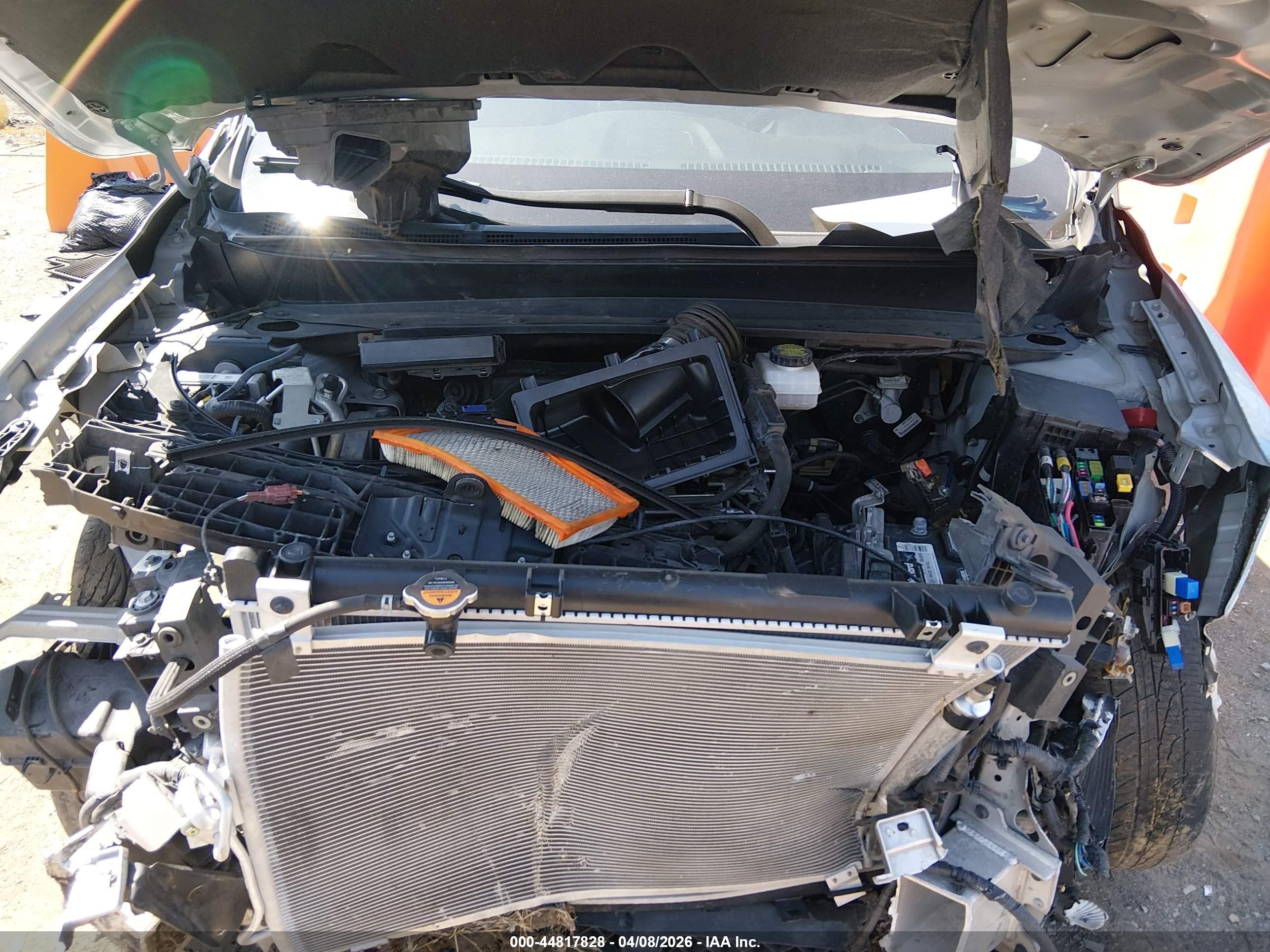 2014 Nissan Pathfinder Sl Silver vin: 5N1AR2MM3EC651580