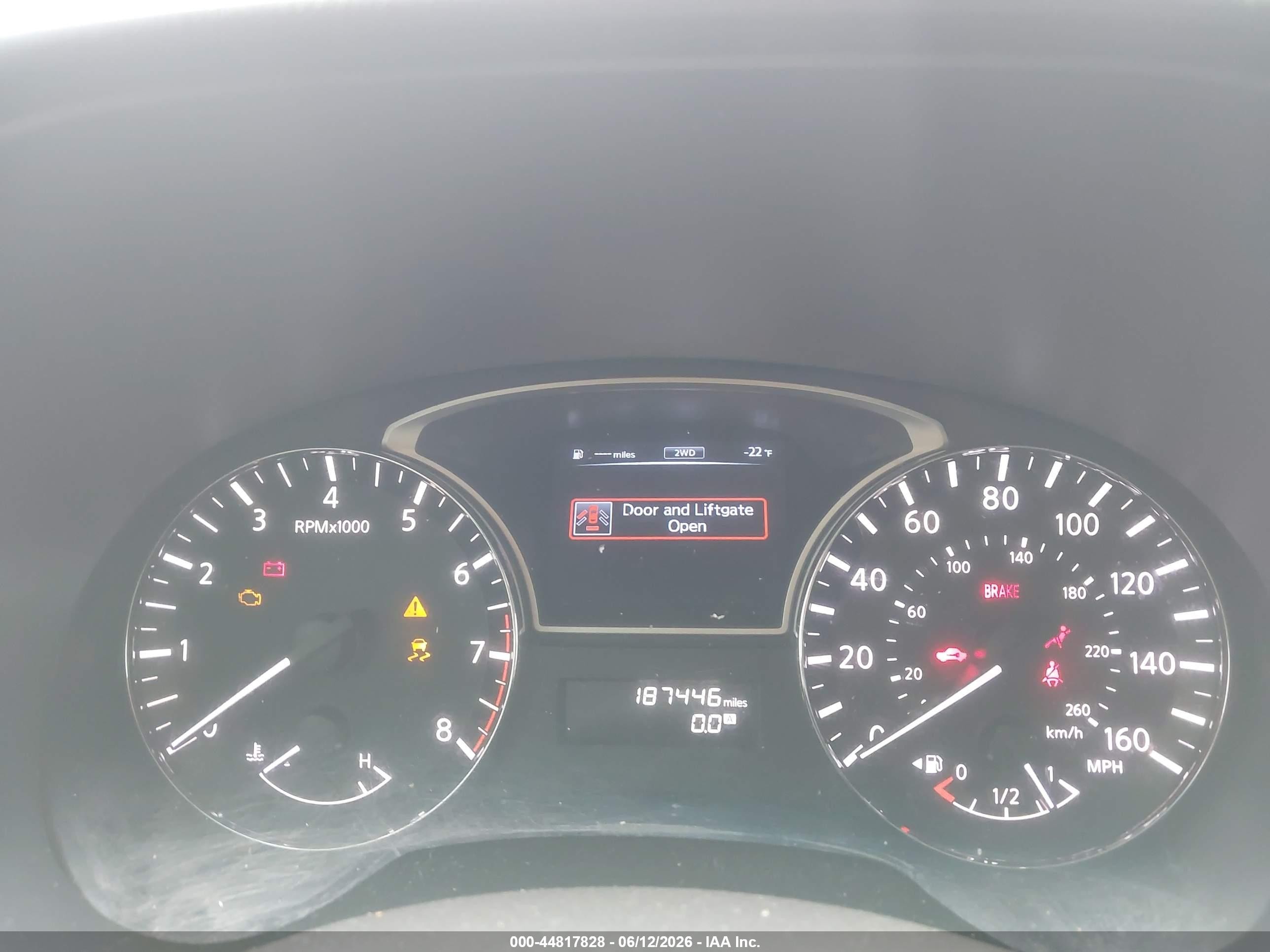 2014 Nissan Pathfinder Sl Silver vin: 5N1AR2MM3EC651580