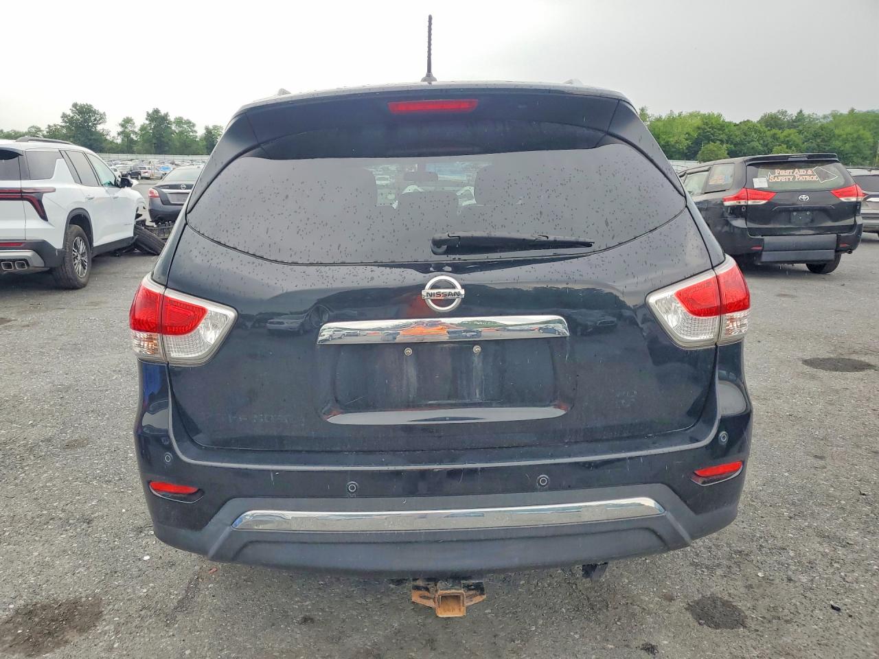 2014 Nissan Pathfinder Sv Черный vin: 5N1AR2MM3EC661655