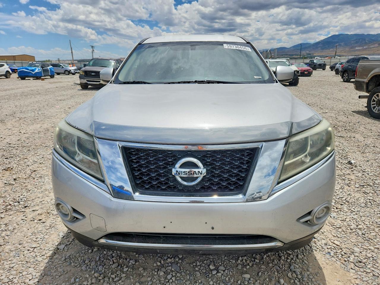 2014 Nissan Pathfinder S Silver vin: 5N1AR2MM3EC664474