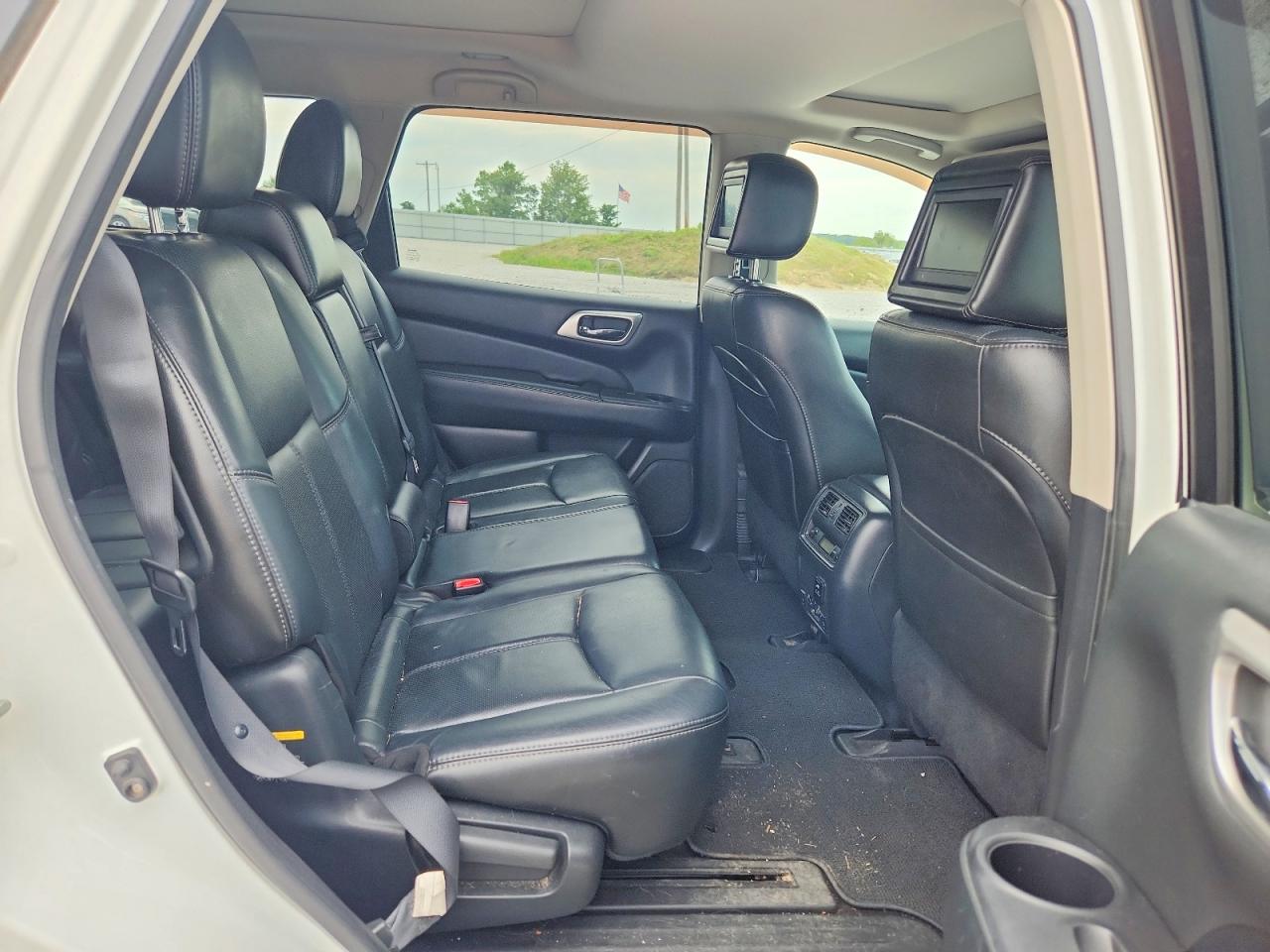 2014 Nissan Pathfinder S White vin: 5N1AR2MM3EC665480
