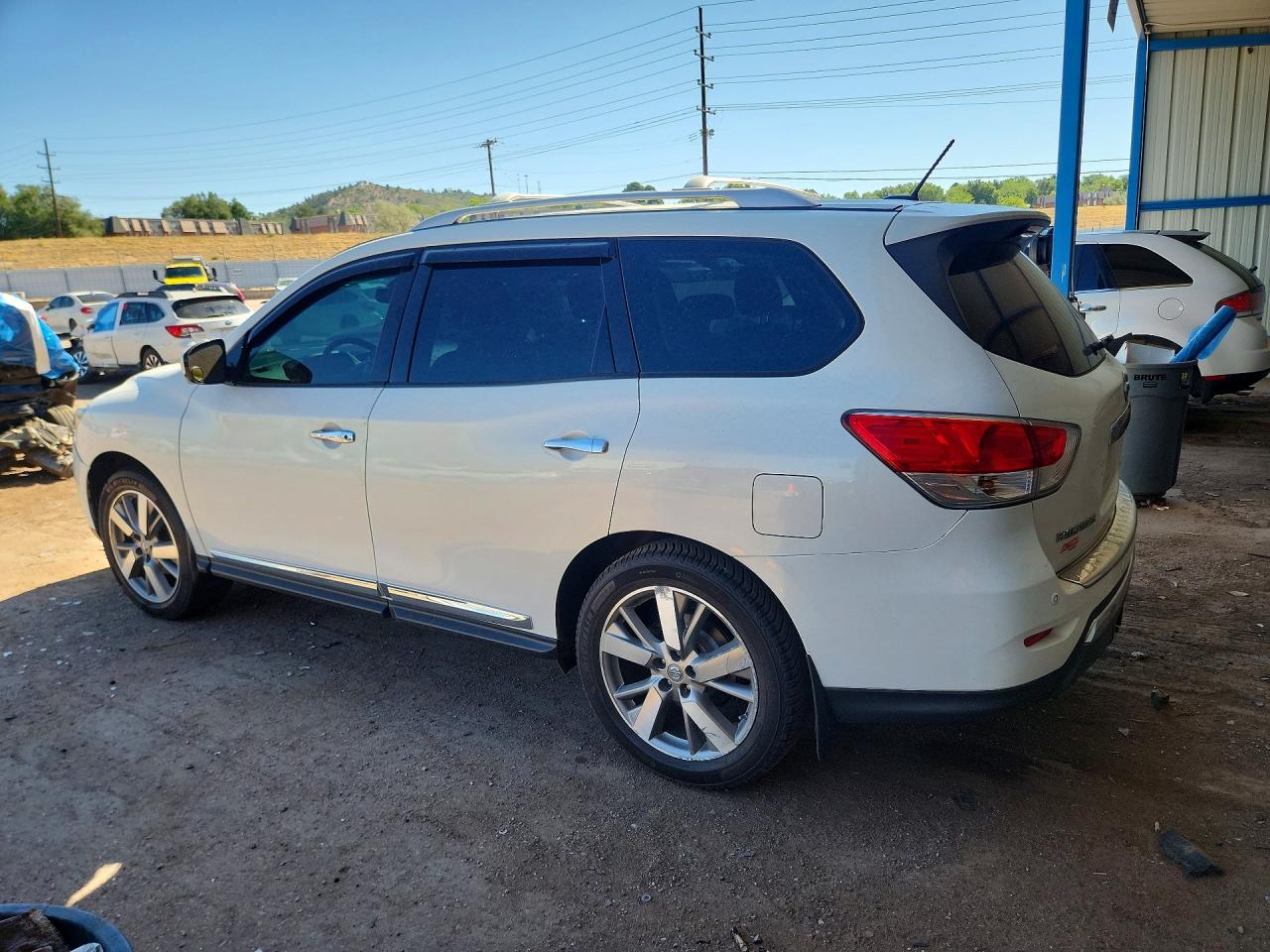 2014 Nissan Pathfinder Platinum White vin: 5N1AR2MM3EC677340