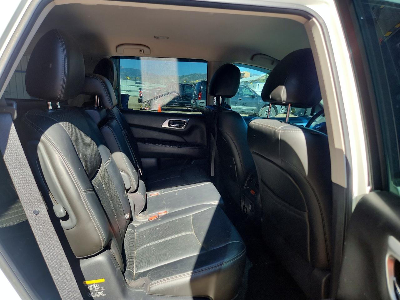 2014 Nissan Pathfinder Platinum White vin: 5N1AR2MM3EC677340