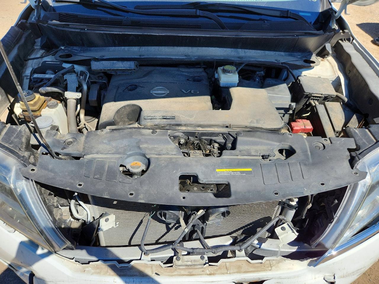 2014 Nissan Pathfinder Sv White vin: 5N1AR2MM3EC680271