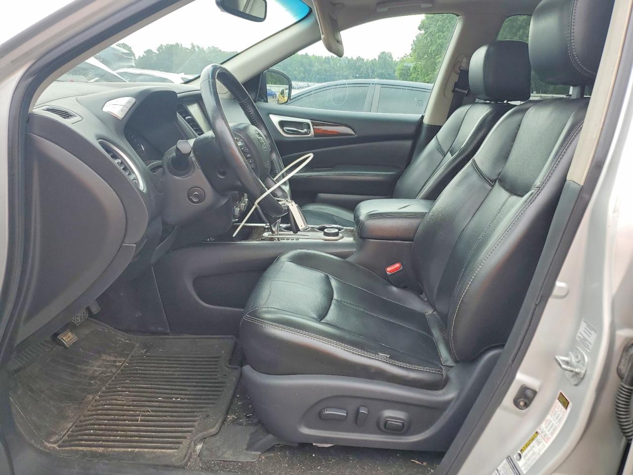 2014 Nissan Pathfinder S Серебряный vin: 5N1AR2MM3EC688595