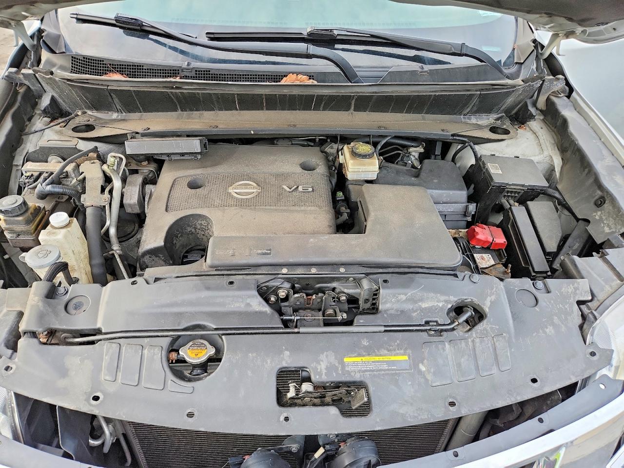 2014 Nissan Pathfinder S Silver vin: 5N1AR2MM3EC690671