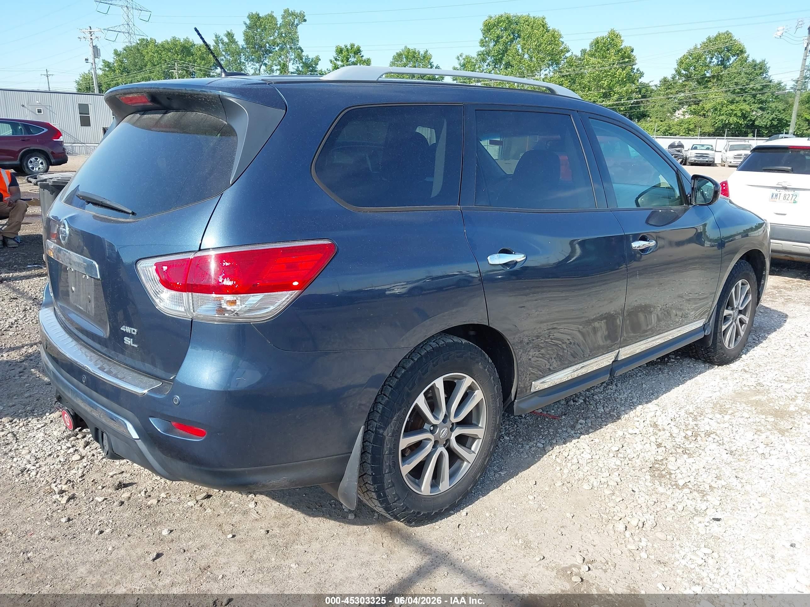2014 Nissan Pathfinder Sl Navy vin: 5N1AR2MM3EC693005