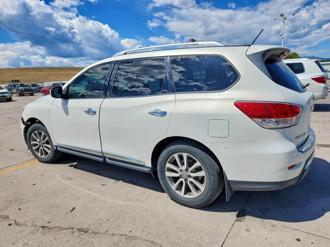 2014 Nissan Pathfinder Sl White vin: 5N1AR2MM3EC698222