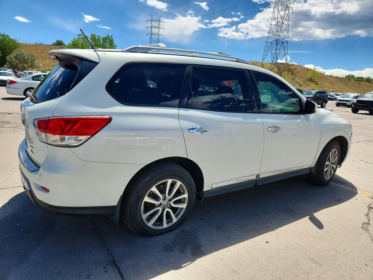 2014 Nissan Pathfinder Sl White vin: 5N1AR2MM3EC698222