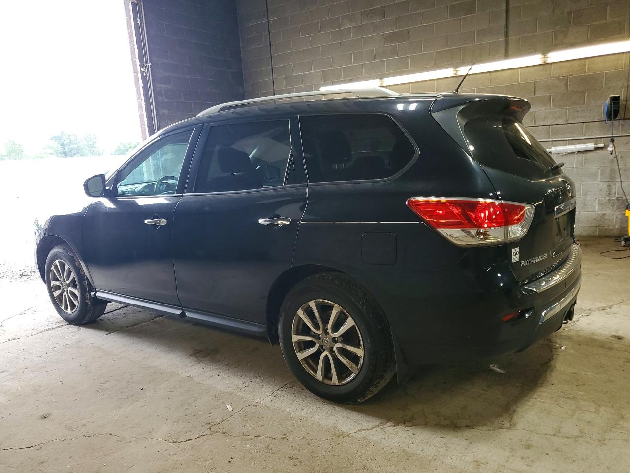 2014 Nissan Pathfinder Sv Black vin: 5N1AR2MM3EC727427