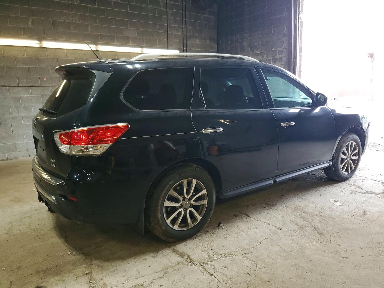 2014 Nissan Pathfinder Sv Black vin: 5N1AR2MM3EC727427