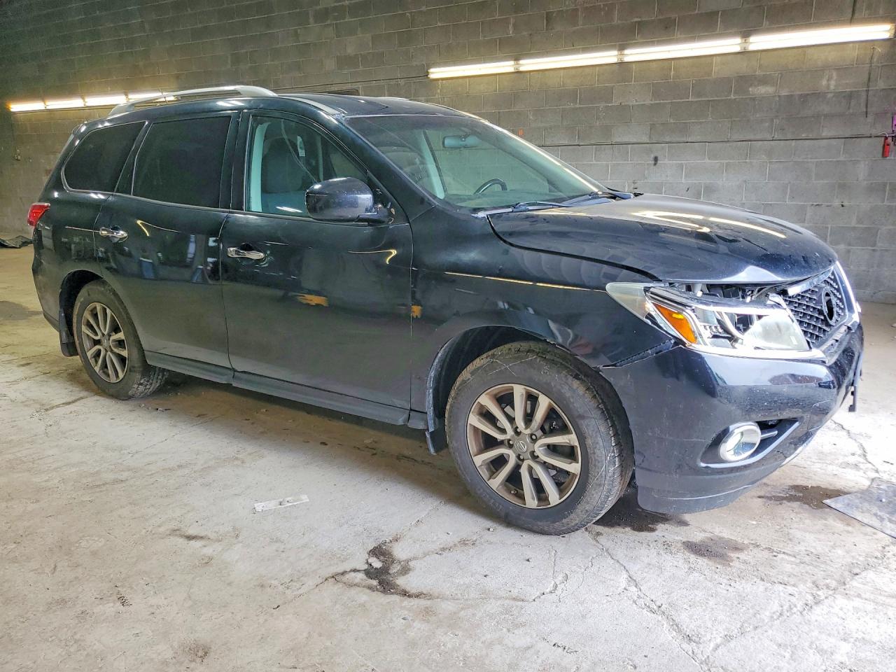 2014 Nissan Pathfinder Sv Black vin: 5N1AR2MM3EC727427