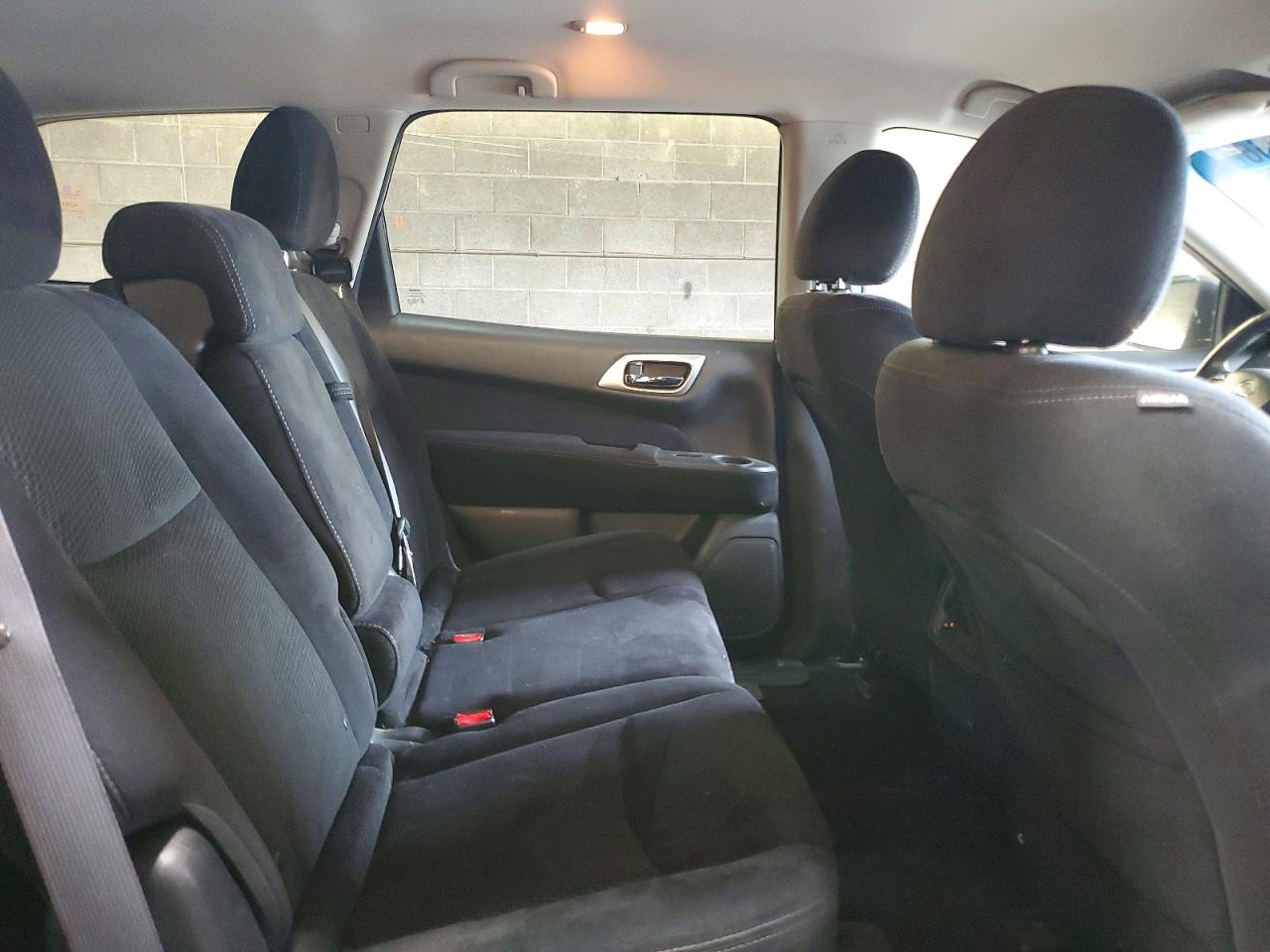 2014 Nissan Pathfinder Sv Black vin: 5N1AR2MM3EC727427