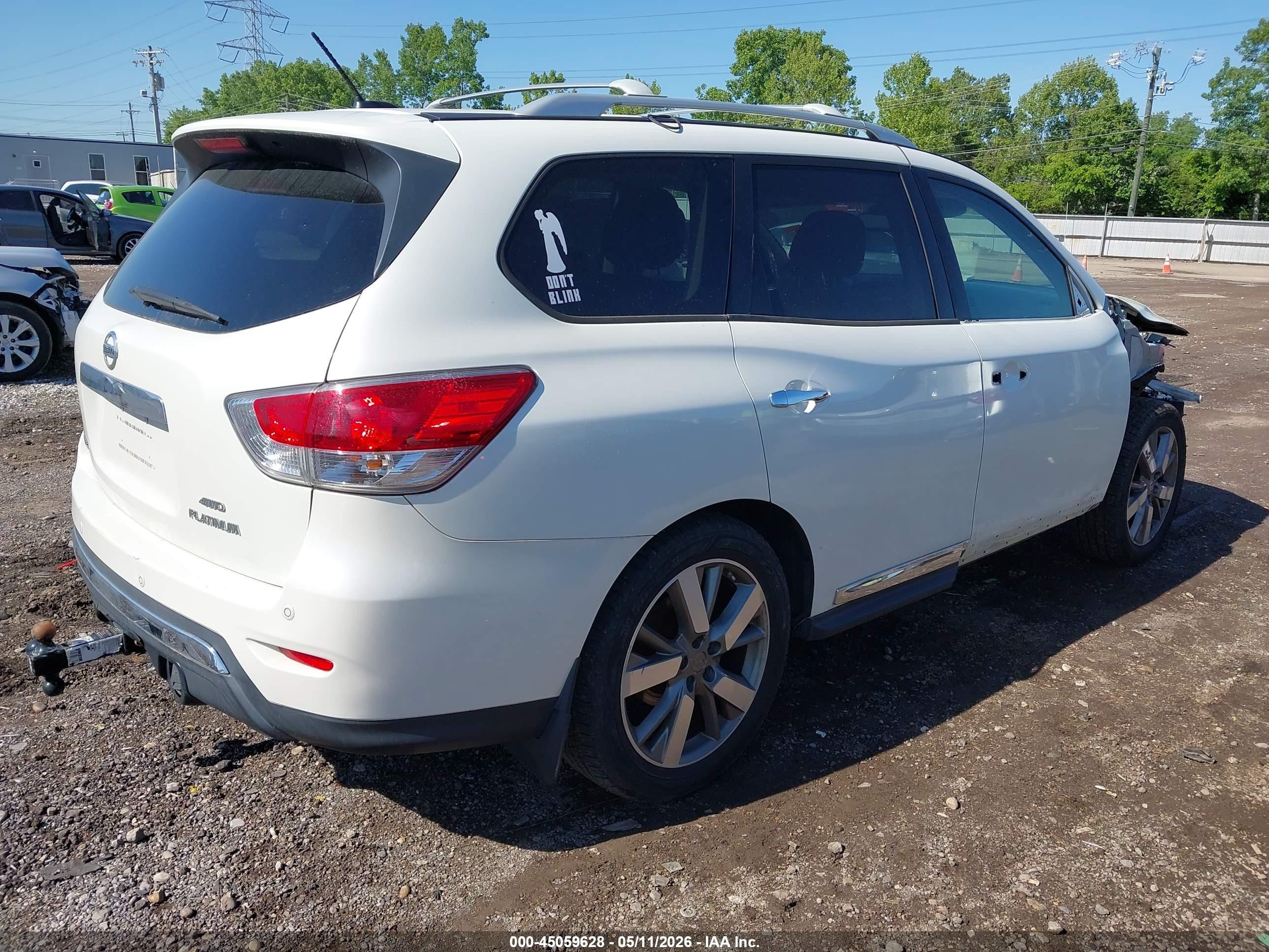 2015 Nissan Pathfinder Platinum White vin: 5N1AR2MM3FC602218