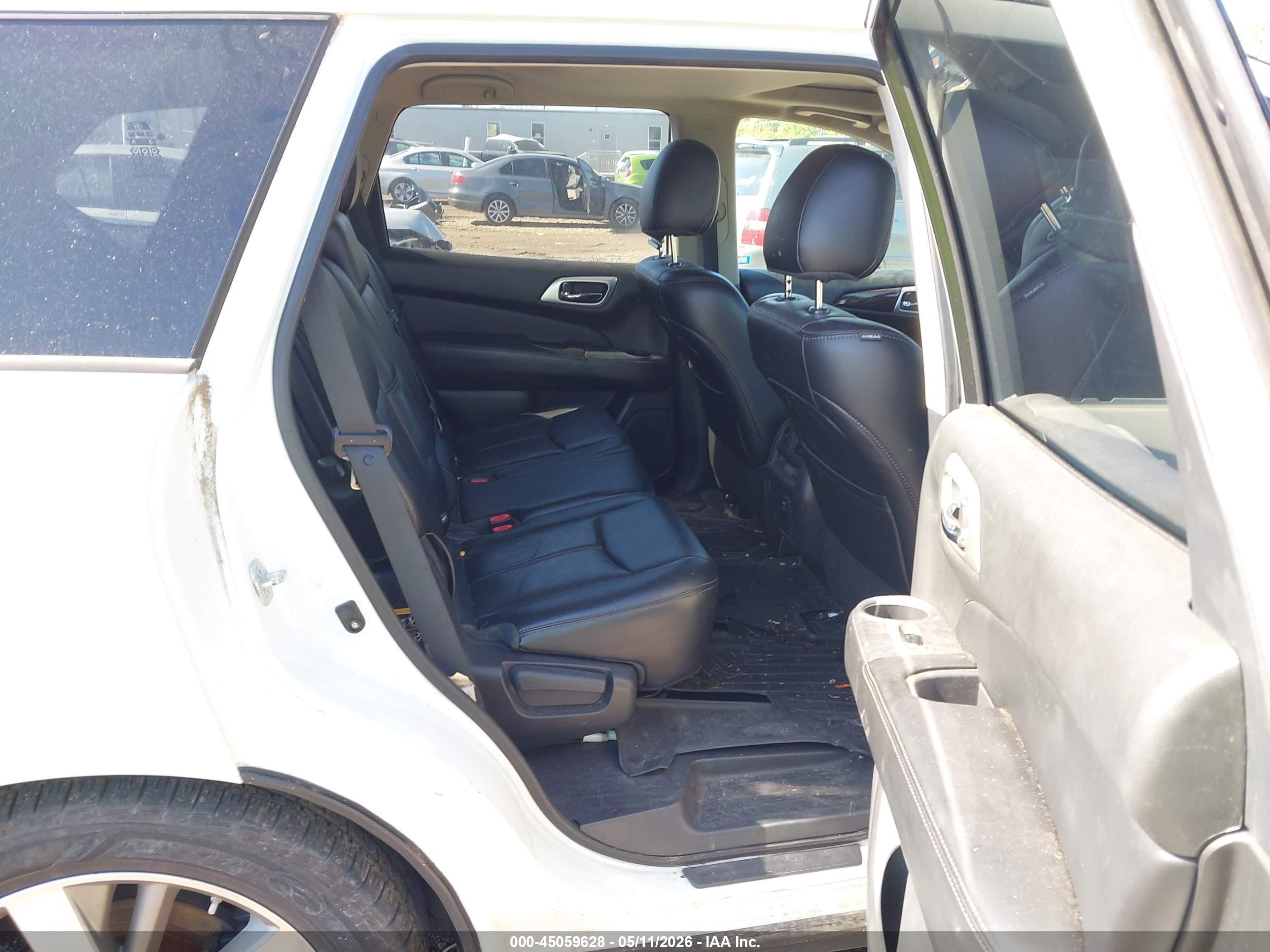 2015 Nissan Pathfinder Platinum White vin: 5N1AR2MM3FC602218