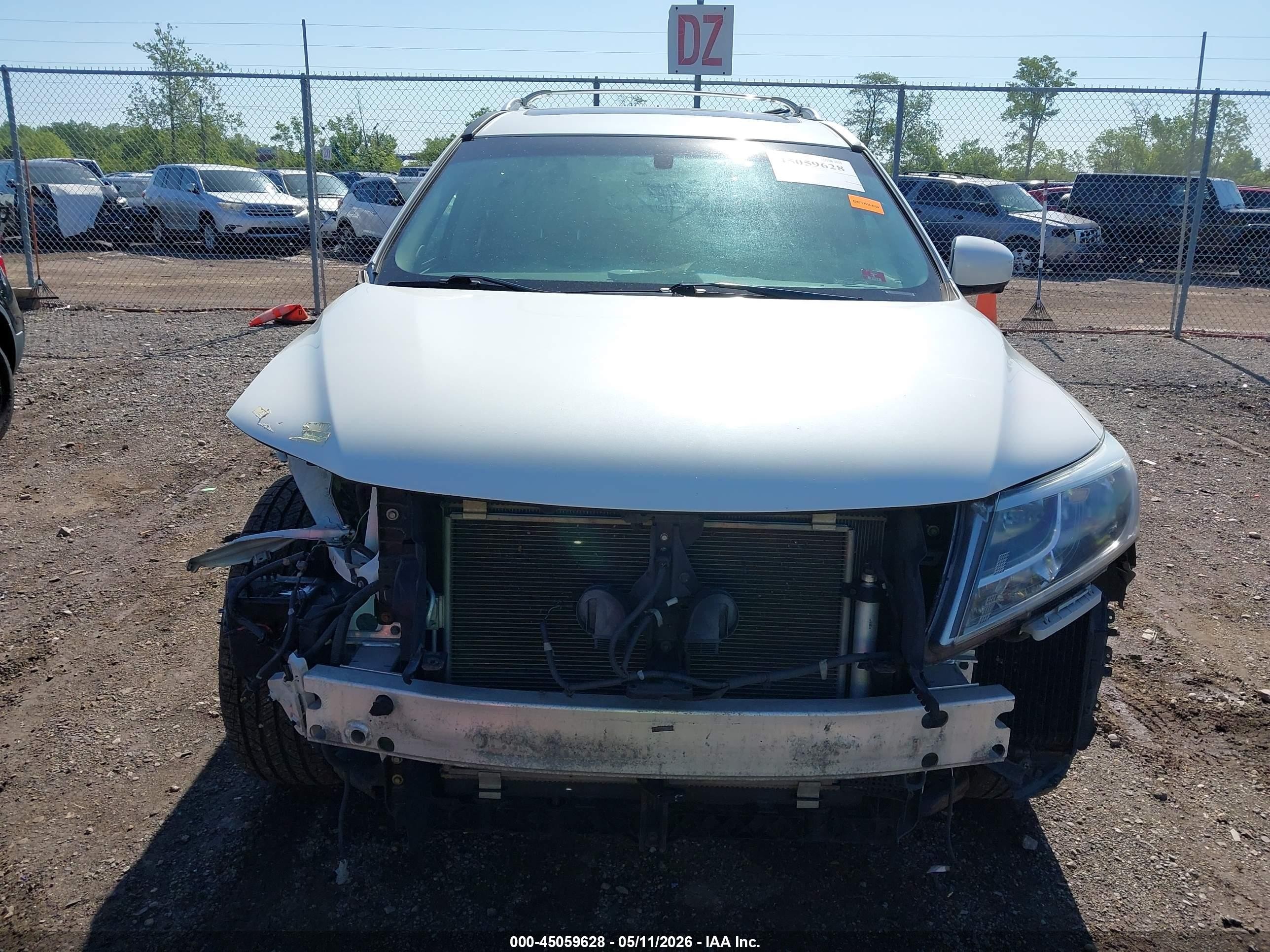 2015 Nissan Pathfinder Platinum White vin: 5N1AR2MM3FC602218