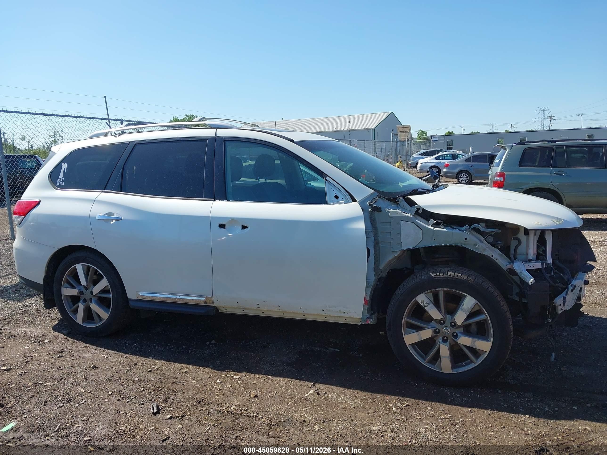 2015 Nissan Pathfinder Platinum White vin: 5N1AR2MM3FC602218