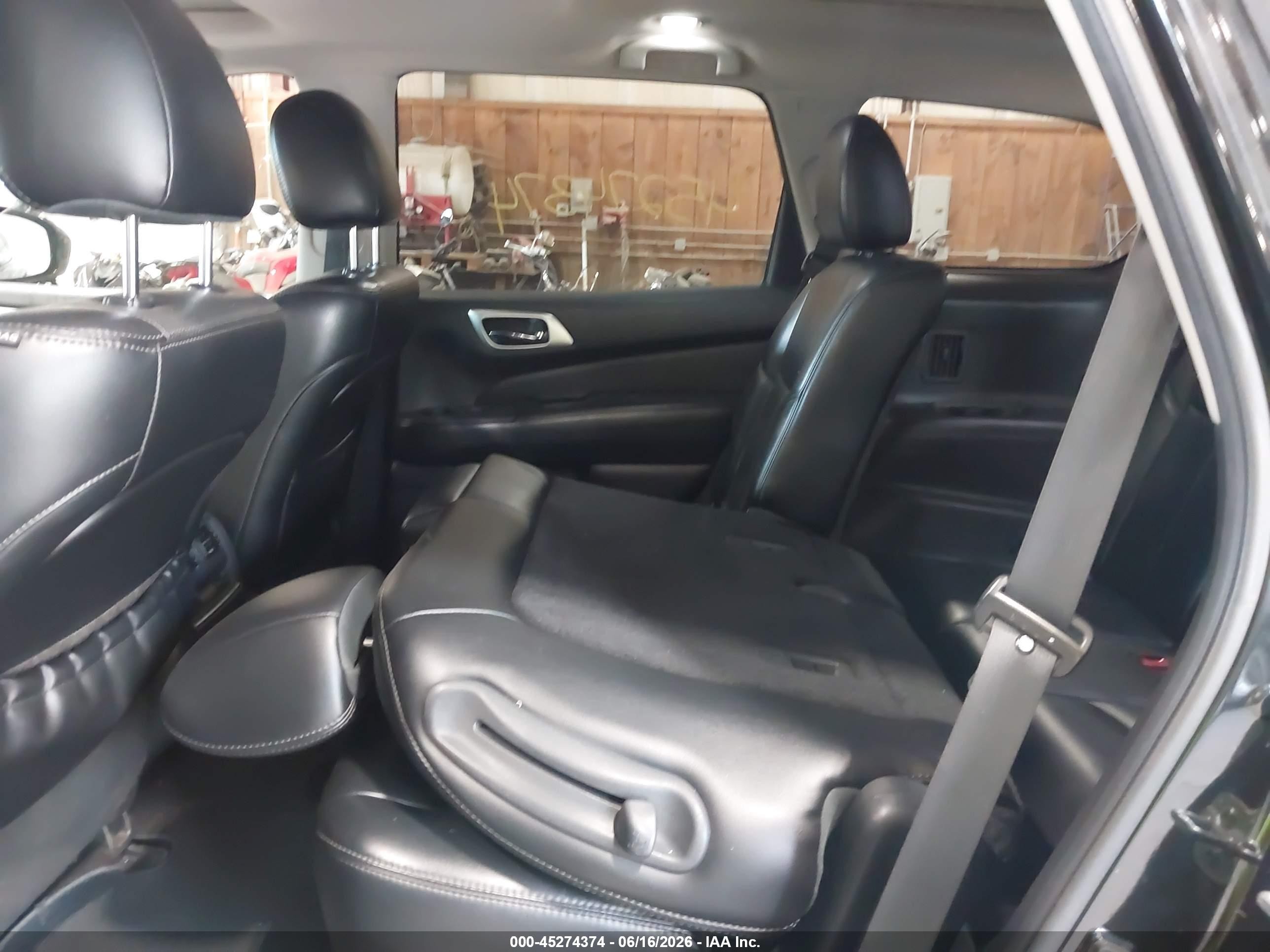 2015 Nissan Pathfinder Platinum Black vin: 5N1AR2MM3FC605118