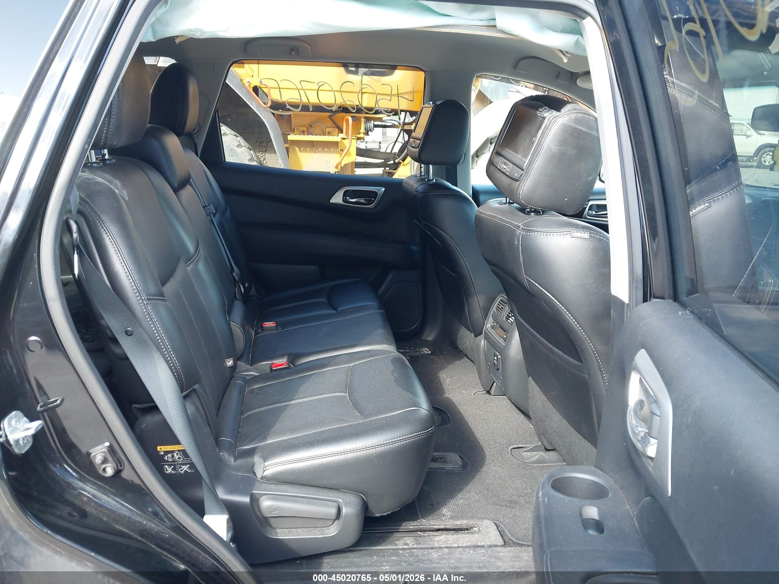 2015 Nissan Pathfinder Sl Черный vin: 5N1AR2MM3FC611999