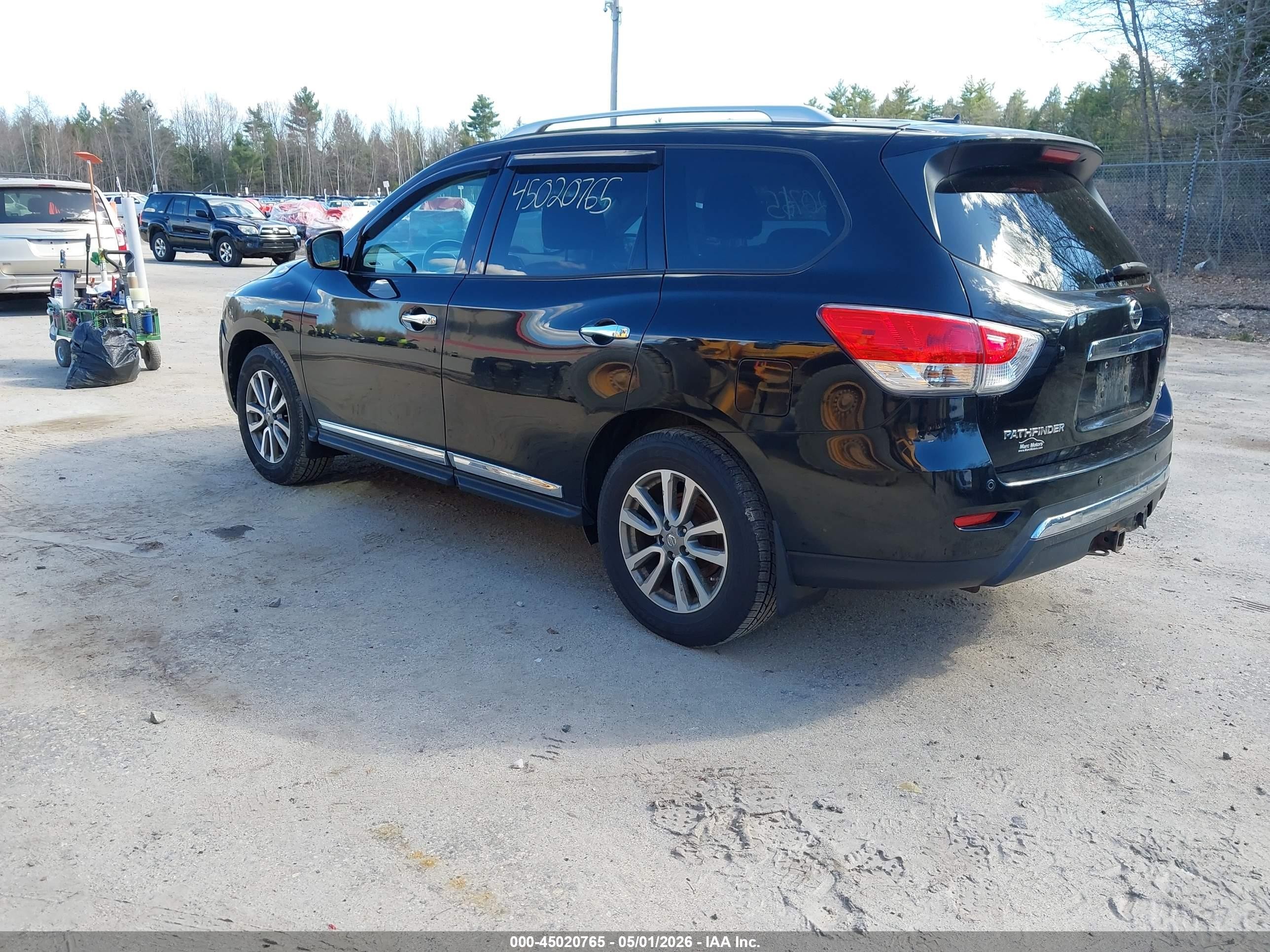 2015 Nissan Pathfinder Sl Черный vin: 5N1AR2MM3FC611999