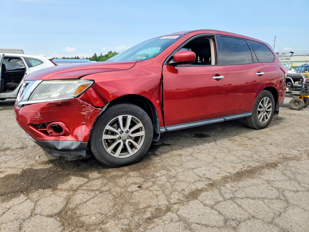 2015 Nissan Pathfinder S Красный vin: 5N1AR2MM3FC619617