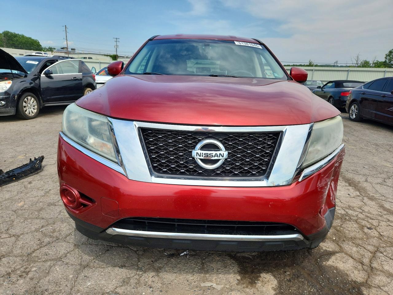 2015 Nissan Pathfinder S Red vin: 5N1AR2MM3FC619617