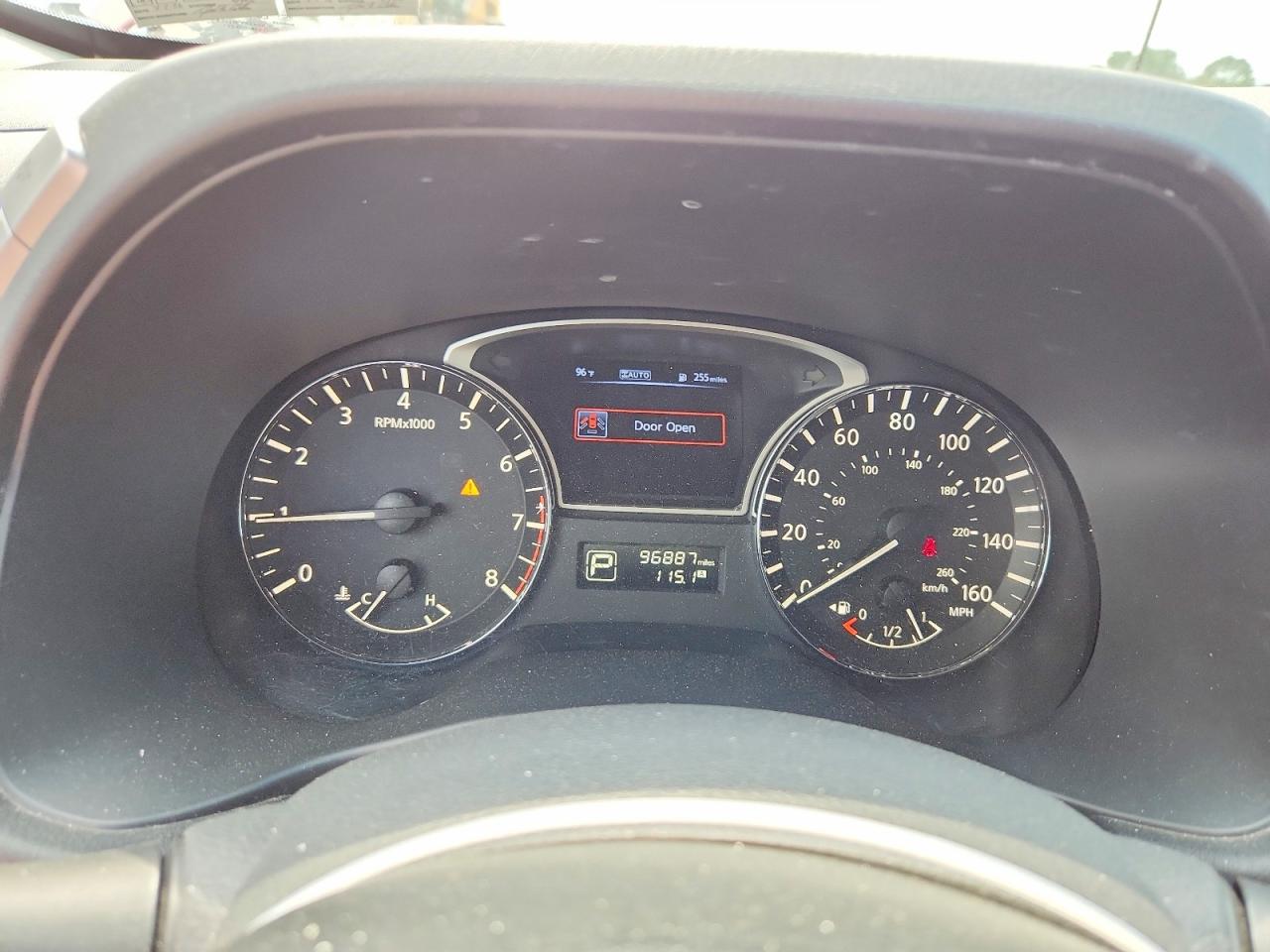 2015 Nissan Pathfinder S Red vin: 5N1AR2MM3FC619617
