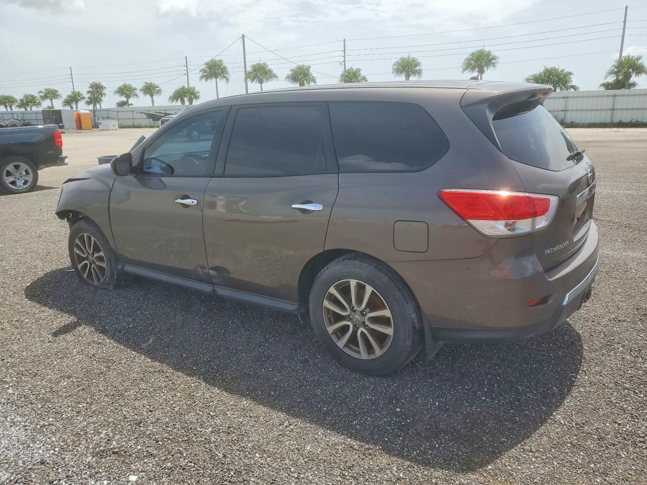 2015 Nissan Pathfinder S Brown vin: 5N1AR2MM3FC620170