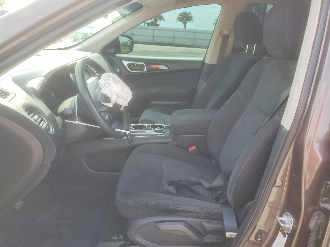 2015 Nissan Pathfinder S Brown vin: 5N1AR2MM3FC620170