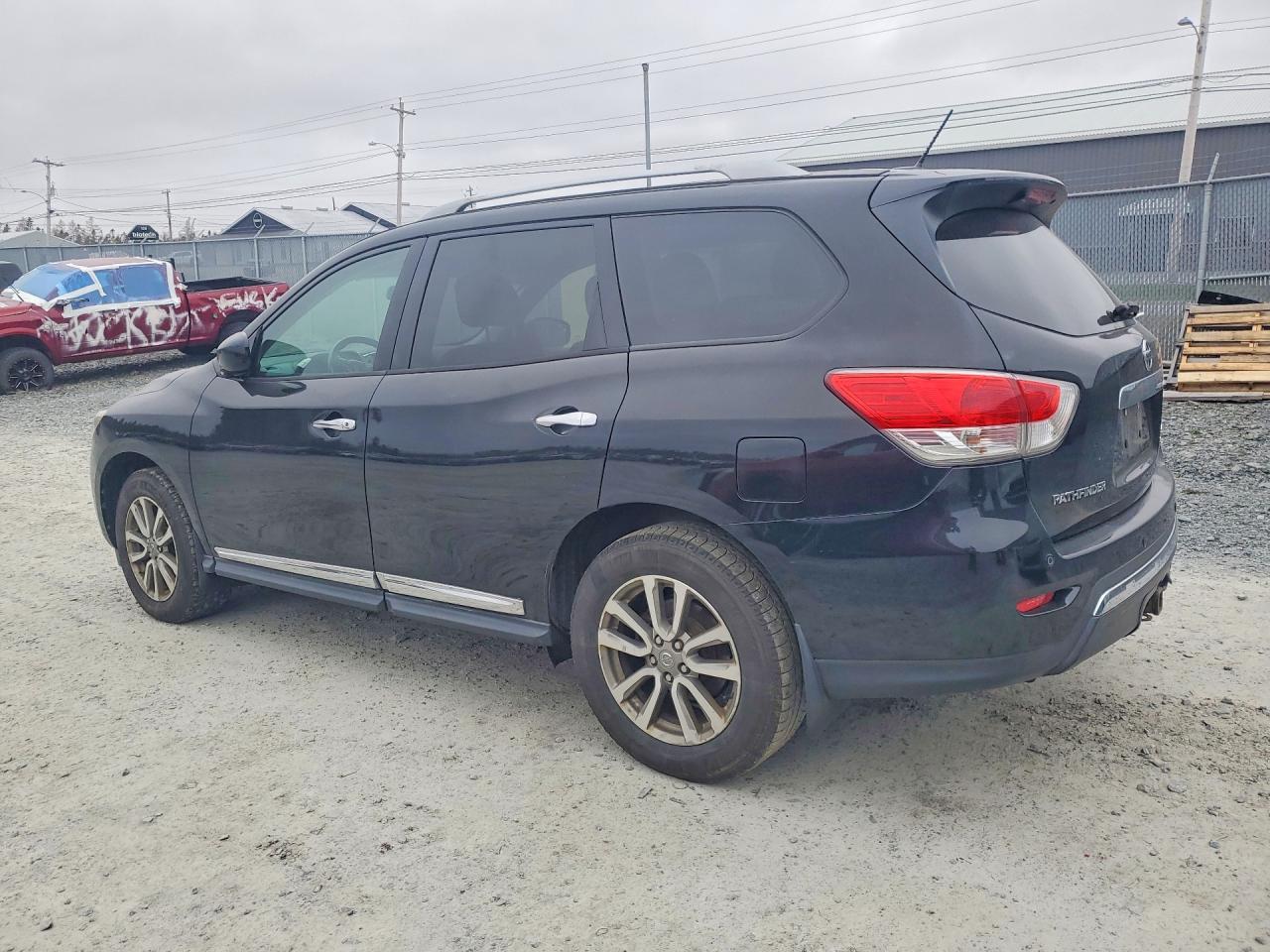 2015 Nissan Pathfinder S Black vin: 5N1AR2MM3FC622341