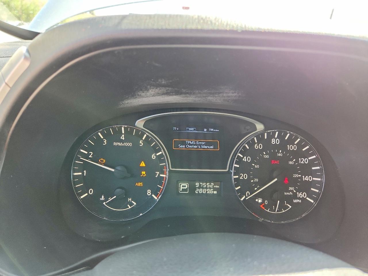2015 Nissan Pathfinder S Silver vin: 5N1AR2MM3FC623019